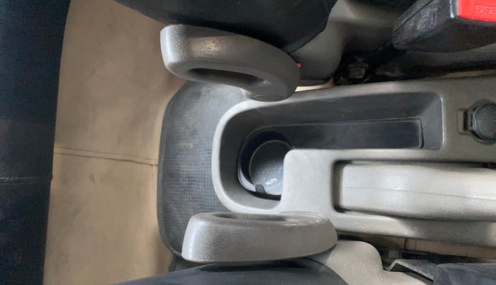 2013 Hyundai i10 ERA 1.1, Petrol, Manual, 65,539 km, Driver Side Adjustment Panel