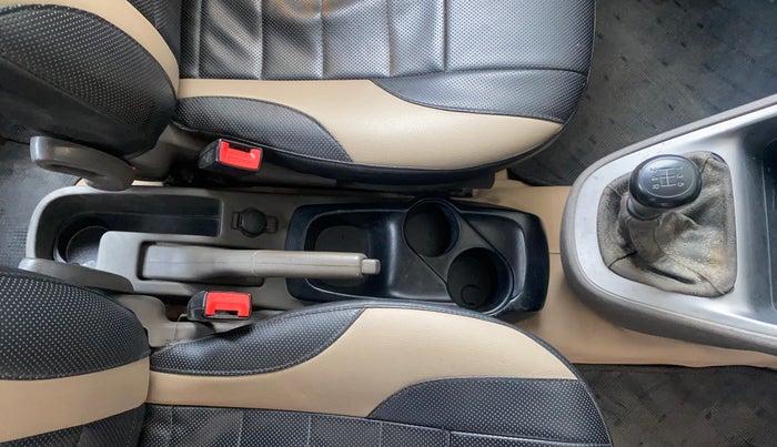 2013 Hyundai i10 ERA 1.1, Petrol, Manual, 65,539 km, Gear Lever