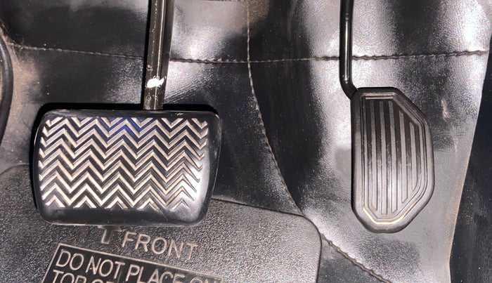 2016 Toyota Corolla Altis G AT, Petrol, Automatic, 36,622 km, Pedals