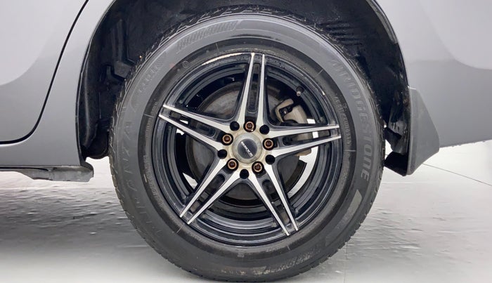 2016 Toyota Corolla Altis G AT, Petrol, Automatic, 36,622 km, Left Rear Wheel