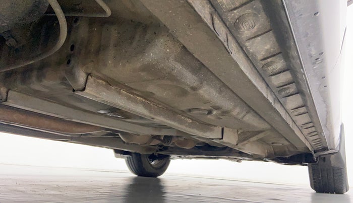 2016 Toyota Corolla Altis G AT, Petrol, Automatic, 36,622 km, Right Side Underbody