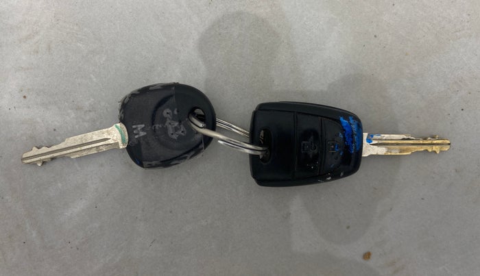 2019 Hyundai NEW SANTRO SPORTZ AMT, Petrol, Automatic, 43,349 km, Key Close Up
