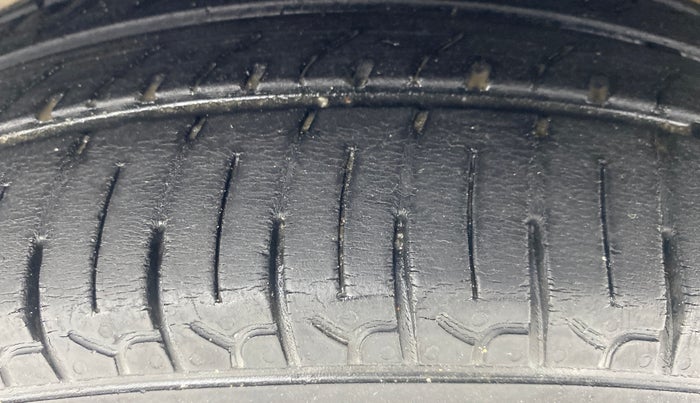 2019 Hyundai NEW SANTRO SPORTZ AMT, Petrol, Automatic, 43,349 km, Left Front Tyre Tread