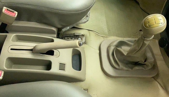 2014 Mahindra Xylo D4 BS IV, Diesel, Manual, 73,064 km, Gear Lever