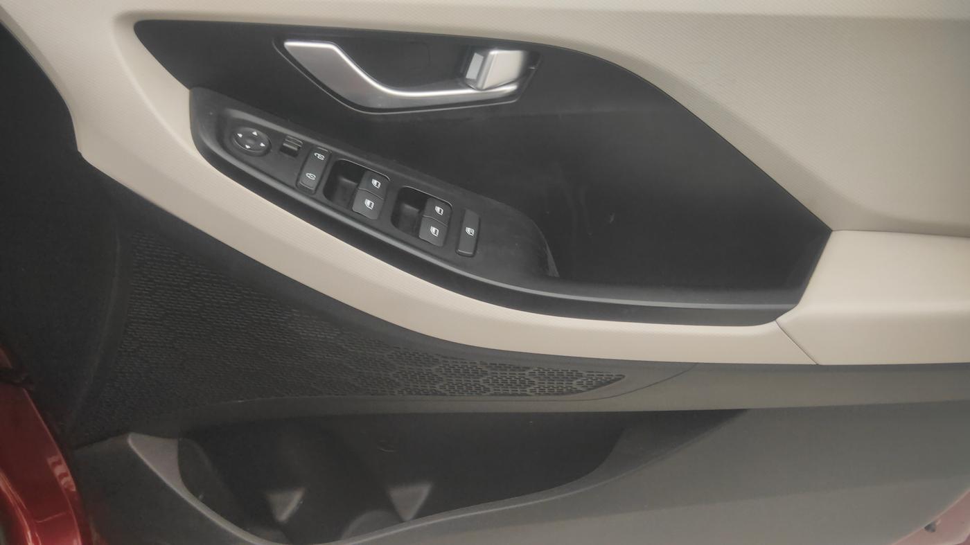 2020 Hyundai Creta S 1.5 PETROL, Petrol, Manual, 48,156 km, Driver Side Door Panels Control