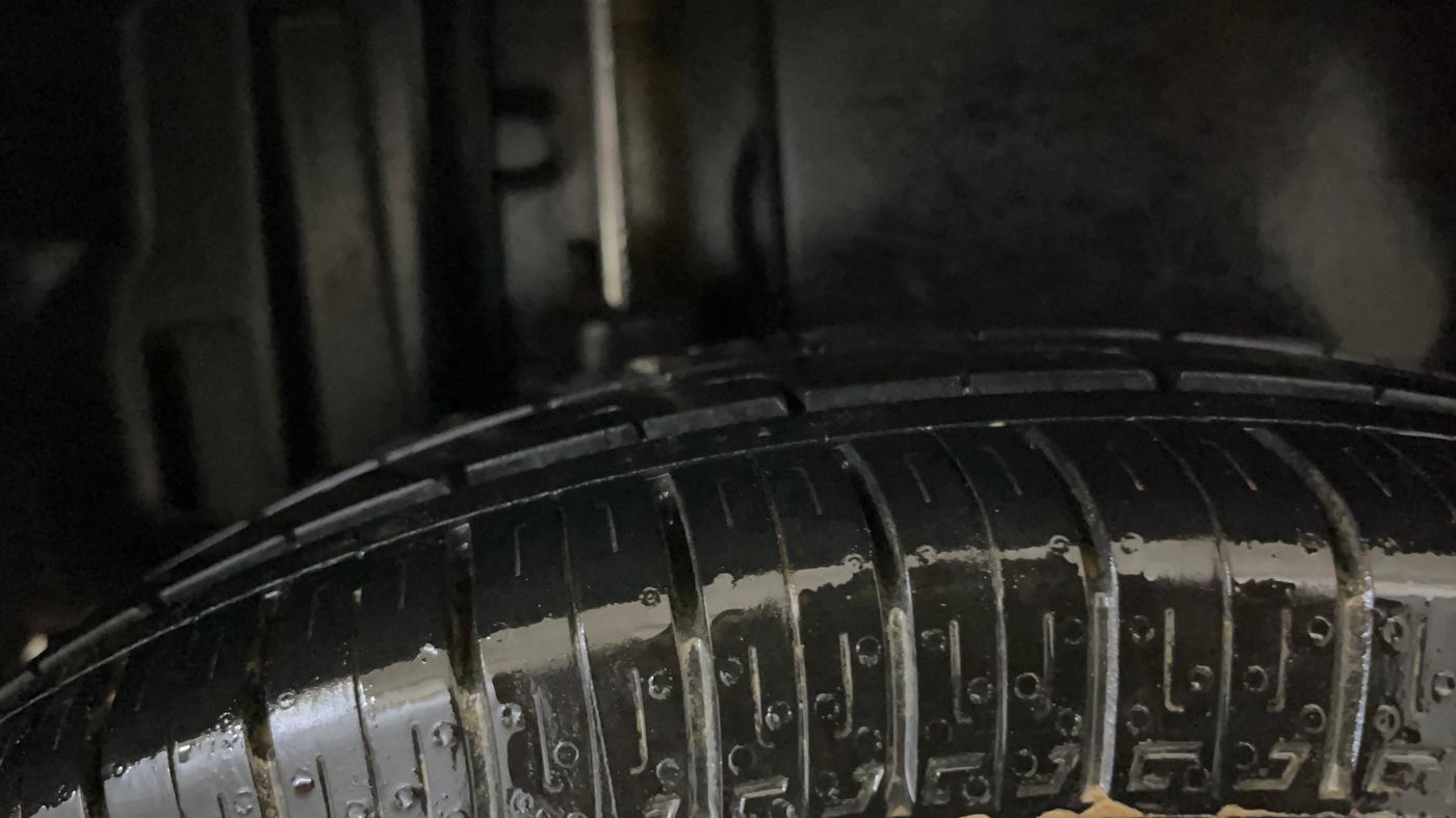 2014 Maruti Swift Dzire VXI, Petrol, Manual, 55,036 km, Right Rear Tyre Tread
