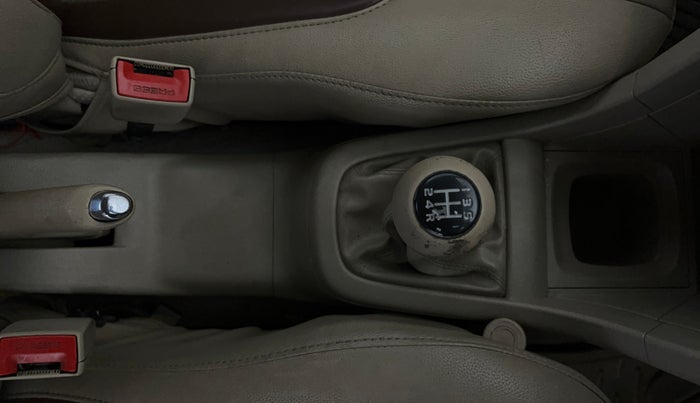 2014 Maruti Swift Dzire VXI, Petrol, Manual, 54,963 km, Gear Lever