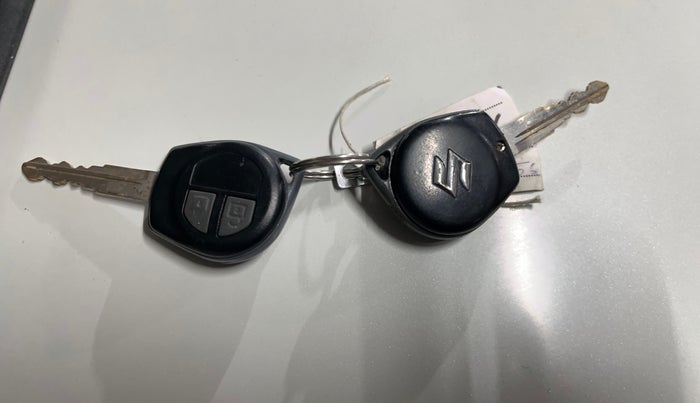 2014 Maruti Swift Dzire VXI, Petrol, Manual, 54,963 km, Key Close Up