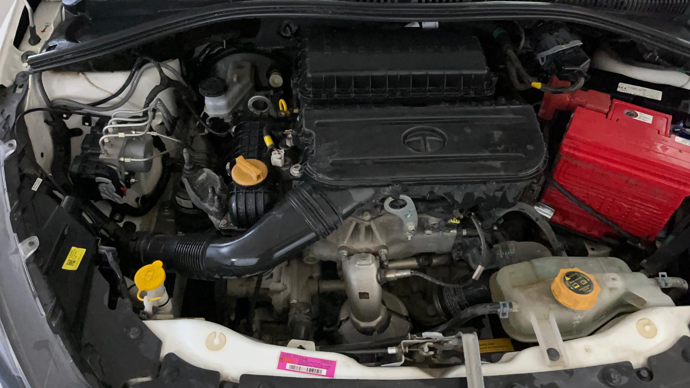 2022 Tata Tiago XZA PLUS PETROL, Petrol, Automatic, 49,582 km, Engine View - Right