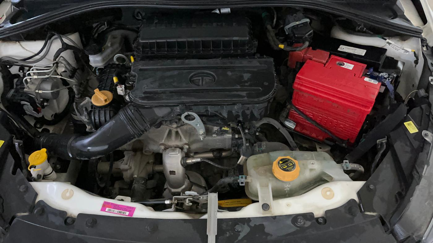 2022 Tata Tiago XZA PLUS PETROL, Petrol, Automatic, 49,582 km, Engine View - Left