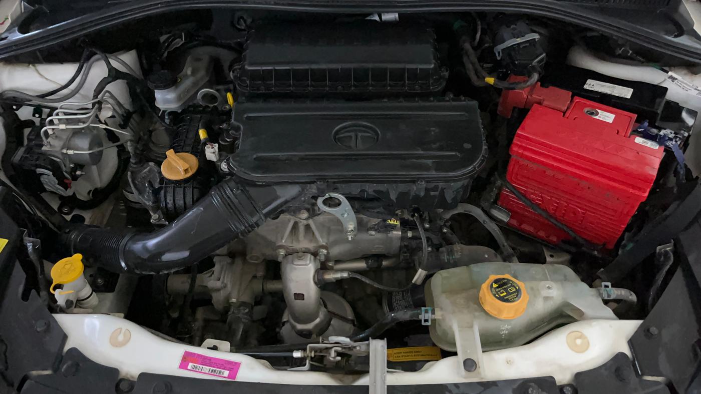 2022 Tata Tiago XZA PLUS PETROL, Petrol, Automatic, 49,582 km, Engine View