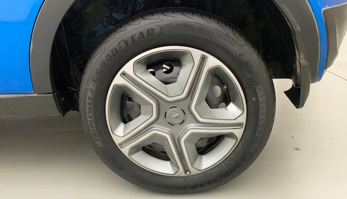 2018 Tata NEXON XM PETROL, Petrol, Manual, 39,594 km, Left Rear Wheel