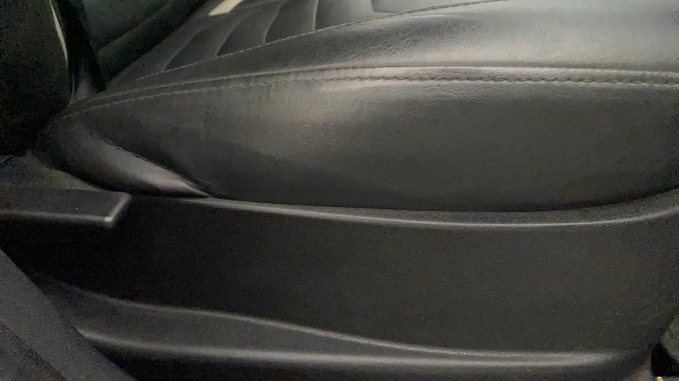2018 Tata NEXON XM PETROL, Petrol, Manual, 39,594 km, Driver Side Adjustment Panel