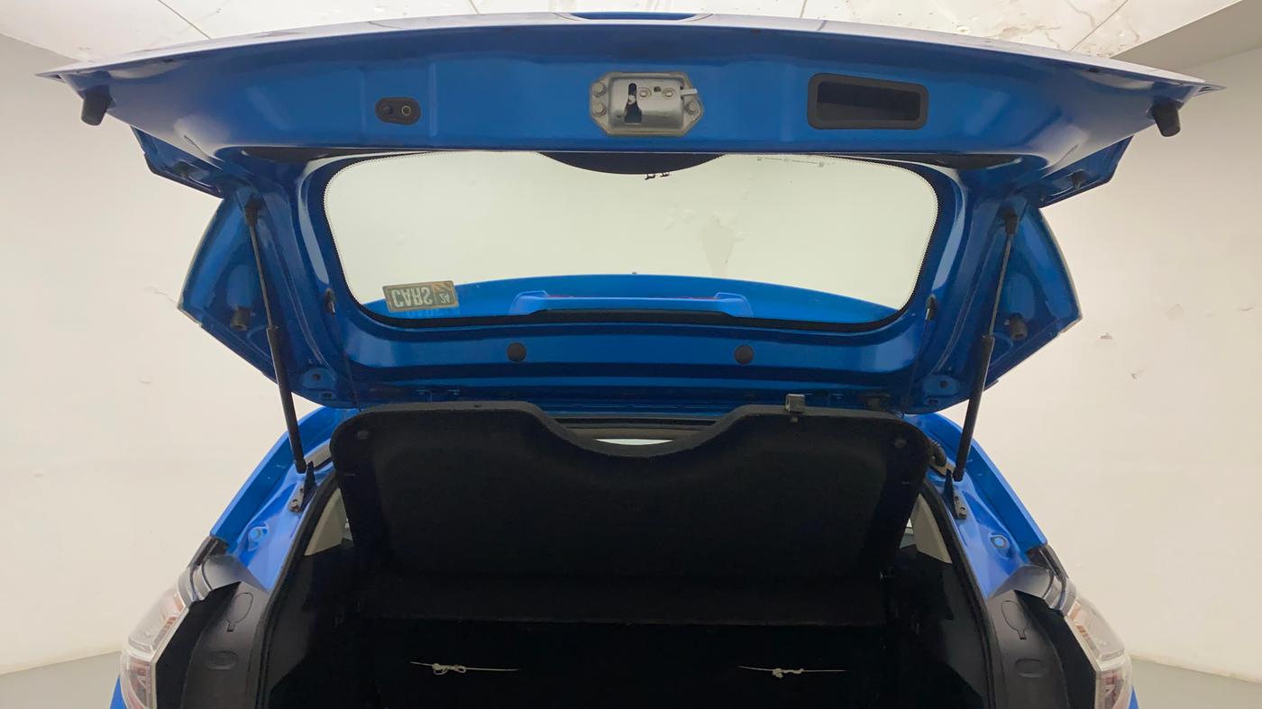 2018 Tata NEXON XM PETROL, Petrol, Manual, 39,594 km, Boot Door Open