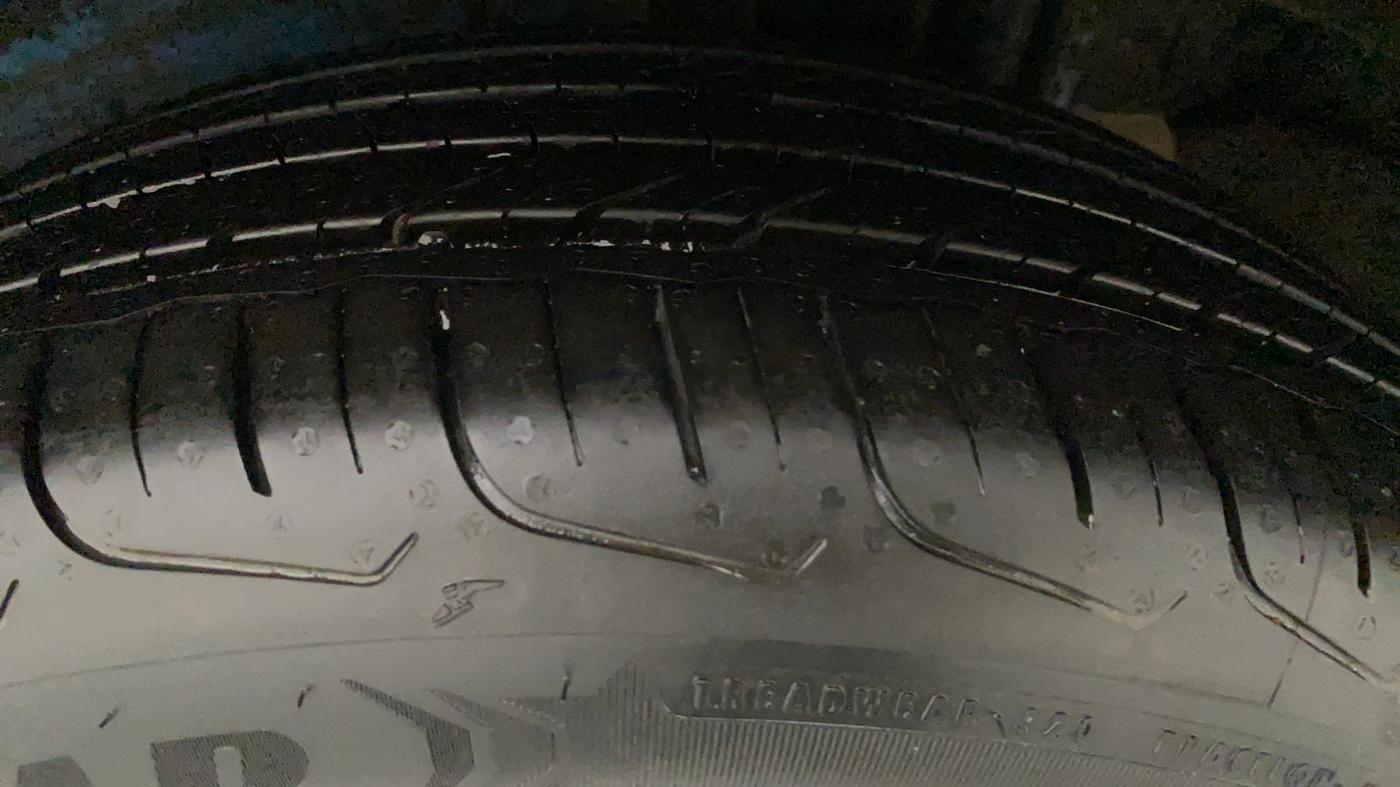 2018 Tata NEXON XM PETROL, Petrol, Manual, 39,594 km, Left Rear Tyre Tread