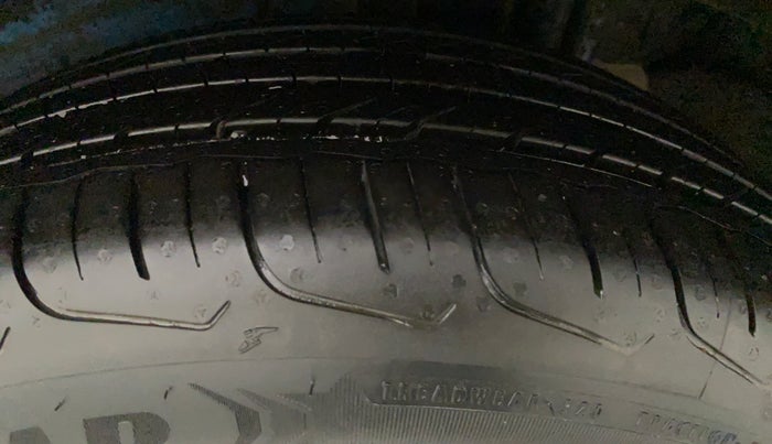 2018 Tata NEXON XM PETROL, Petrol, Manual, 39,594 km, Left Rear Tyre Tread