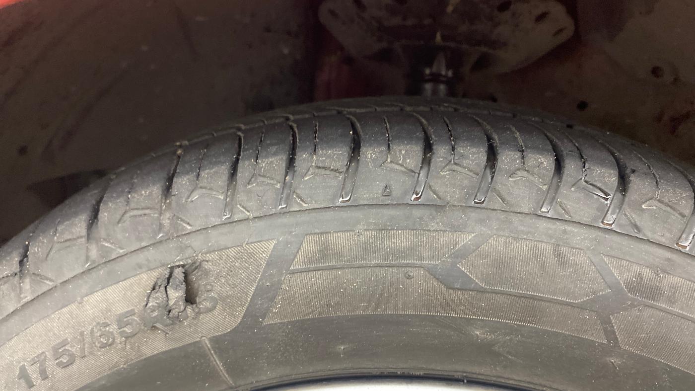2019 Honda Amaze 1.5L I-DTEC VX CVT, Diesel, Automatic, 90,595 km, Left Front Tyre Tread