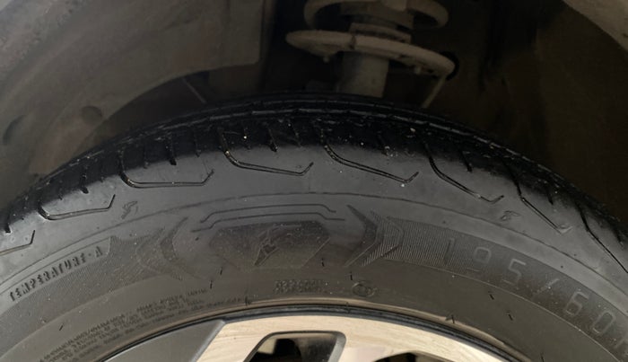 2023 Maruti FRONX ALPHA 1.0L TURBO 6 AT, Petrol, Automatic, 28,983 km, Left Front Tyre Tread