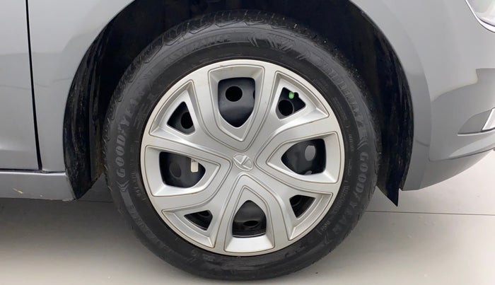 2023 Tata ALTROZ XT PETROL, Petrol, Manual, 6,469 km, Right Front Wheel