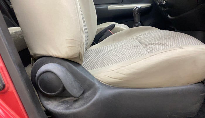 2016 Nissan Micra Active XL, Petrol, Manual, 61,805 km, Driver Side Adjustment Panel