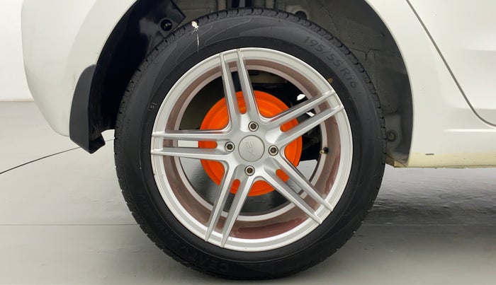 2019 Hyundai Elite i20 1.2 MAGNA PLUS VTVT, Petrol, Manual, 22,471 km, Right Rear Wheel