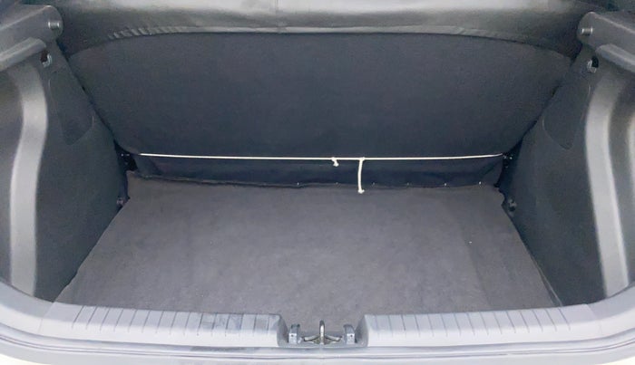 2019 Hyundai Elite i20 1.2 MAGNA PLUS VTVT, Petrol, Manual, 22,471 km, Boot Inside