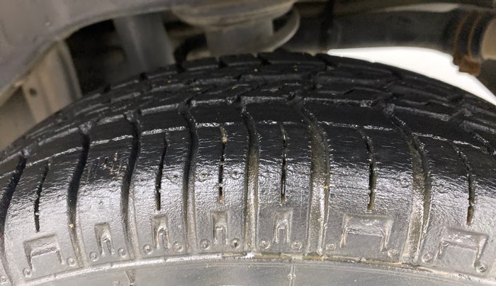2013 Maruti Alto 800 LXI, Petrol, Manual, 65,610 km, Left Rear Tyre Tread