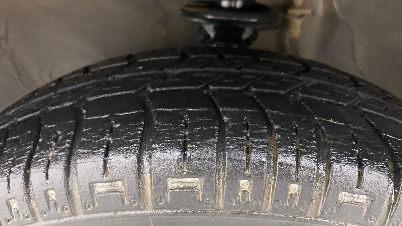 2013 Maruti Alto 800 LXI, Petrol, Manual, 65,610 km, Left Front Tyre Tread