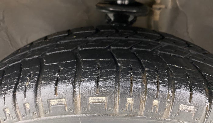 2013 Maruti Alto 800 LXI, Petrol, Manual, 65,610 km, Left Front Tyre Tread