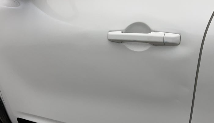 2020 Renault TRIBER RXL MT, Petrol, Manual, 47,459 km, Front passenger door - Slightly dented
