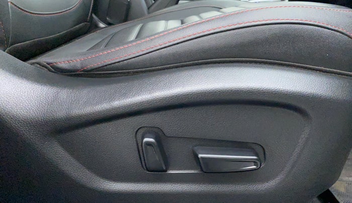 2020 KIA SELTOS 1.5 GTX+ AT, Diesel, Automatic, 34,810 km, Driver Side Adjustment Panel