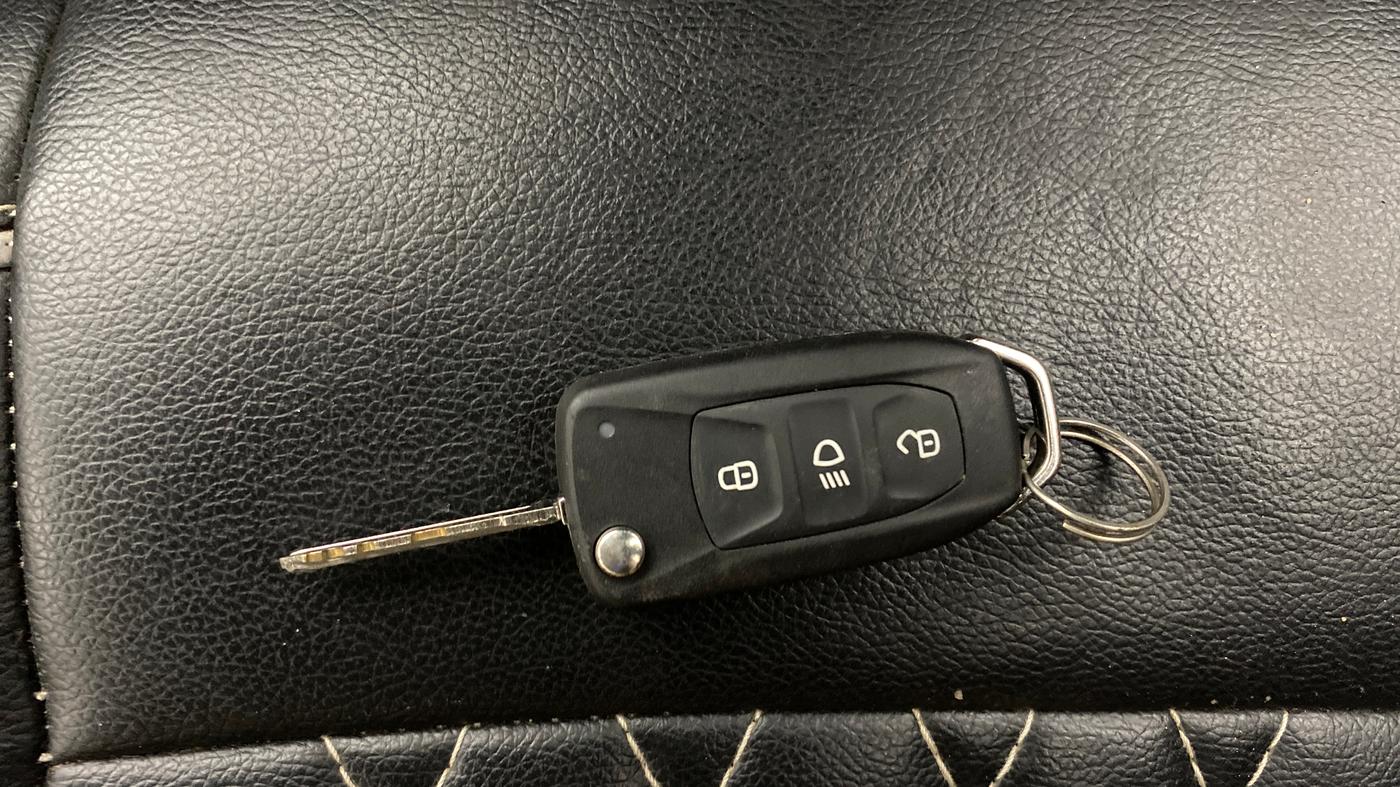 2018 Tata Tiago XZA PETROL, Petrol, Automatic, 97,903 km, Key Close Up