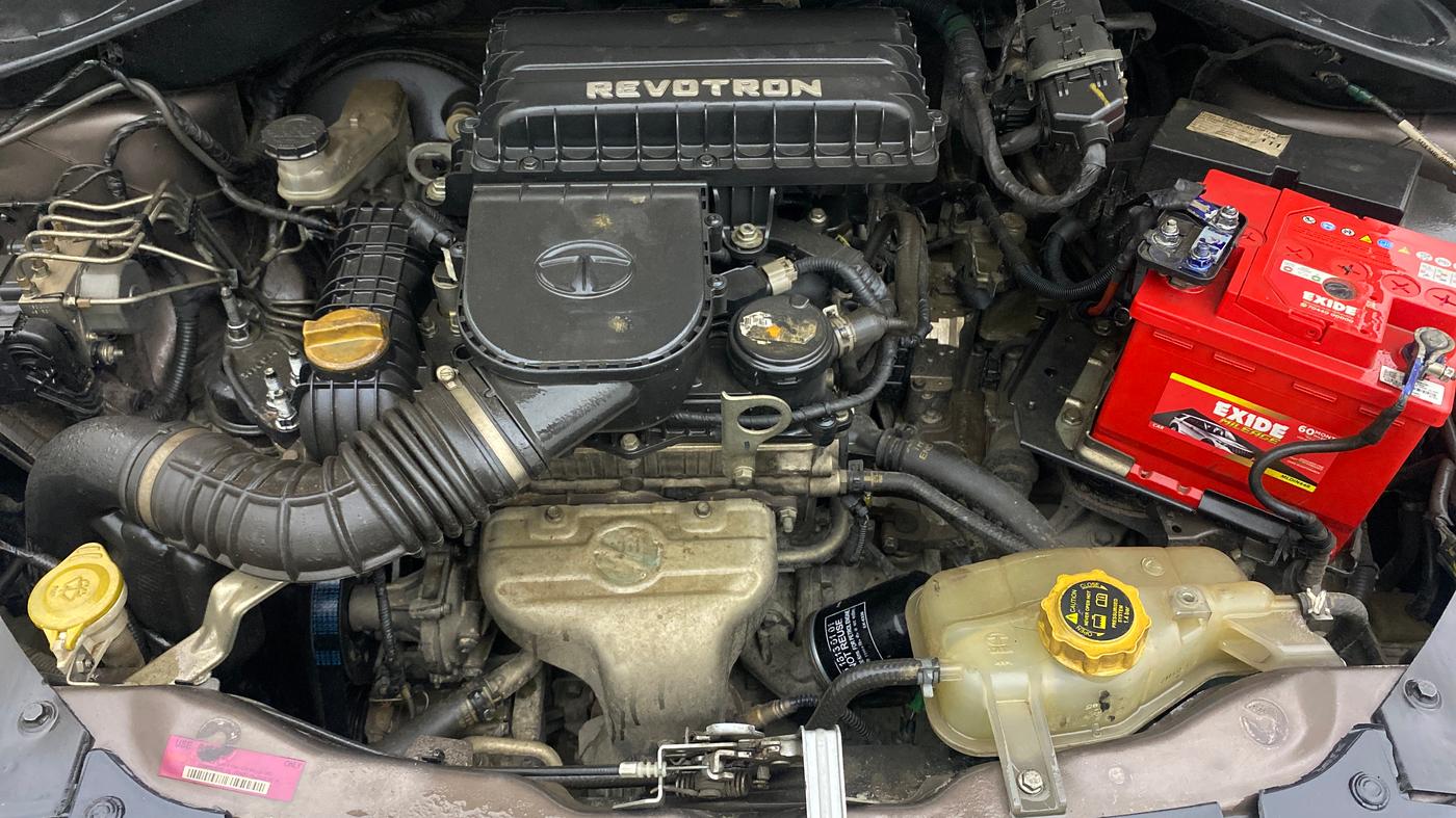 2018 Tata Tiago XZA PETROL, Petrol, Automatic, 97,903 km, Engine View
