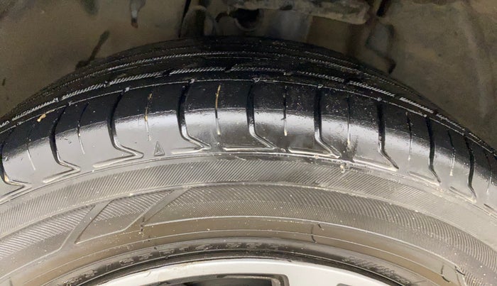 2022 Tata Tiago XT CNG, CNG, Manual, 75,705 km, Left Front Tyre Tread