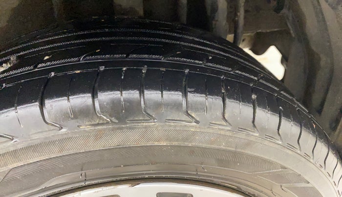 2022 Tata Tiago XT CNG, CNG, Manual, 75,705 km, Left Rear Tyre Tread