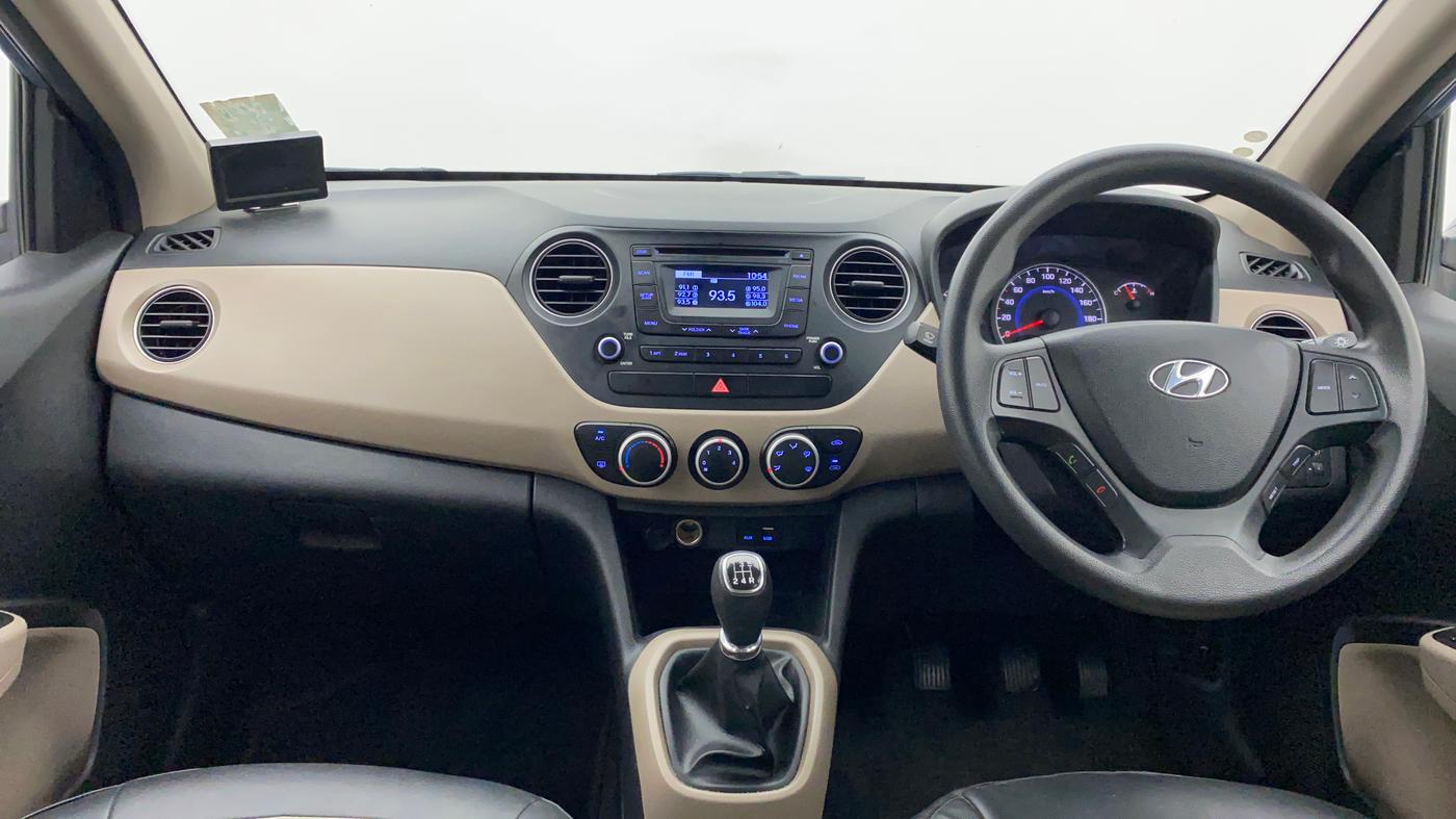 2015 Hyundai Grand i10 SPORTZ 1.2 KAPPA VTVT, Petrol, Manual, 82,073 km, Dashboard