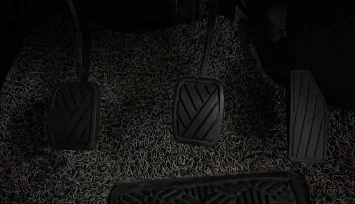 2021 Maruti New Wagon-R LXI CNG 1.0, CNG, Manual, 48,471 km, Pedals