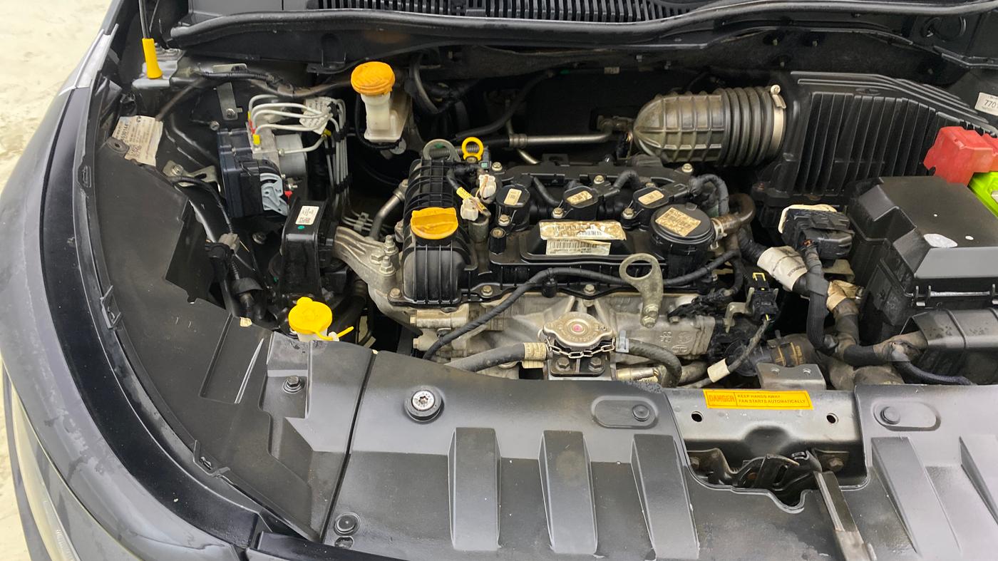 2022 Tata ALTROZ XT PETROL, Petrol, Manual, 43,240 km, Engine View - Right