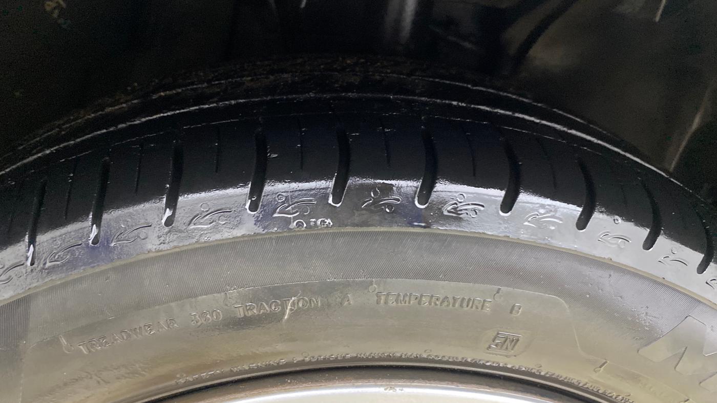2022 Tata ALTROZ XT PETROL, Petrol, Manual, 43,240 km, Right Front Tyre Tread