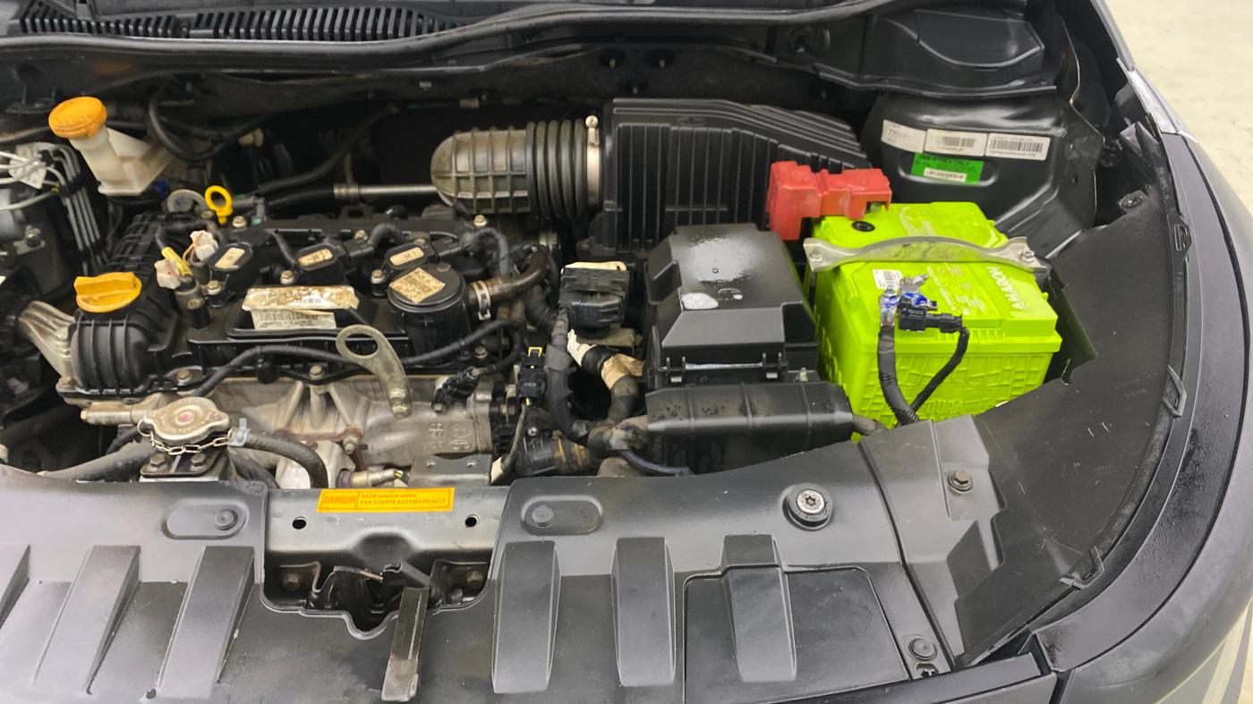 2022 Tata ALTROZ XT PETROL, Petrol, Manual, 43,240 km, Engine View - Left
