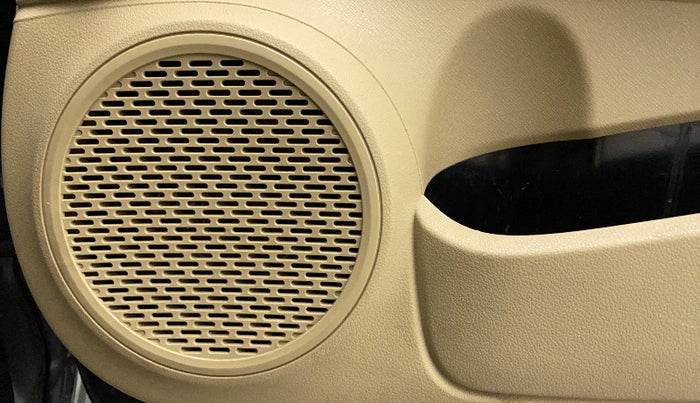 2014 Honda Brio S MT, Petrol, Manual, 63,090 km, Speaker