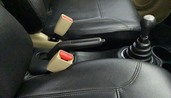 2014 Honda Brio S MT, Petrol, Manual, 63,090 km, Gear Lever