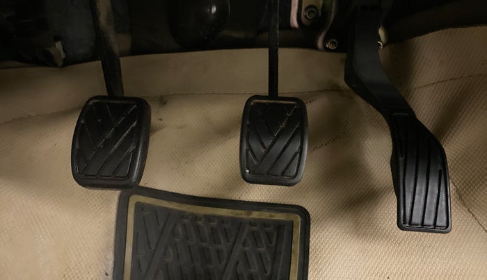 2021 Maruti Swift Dzire TOUR S-CNG, CNG, Manual, 28,785 km, Pedals
