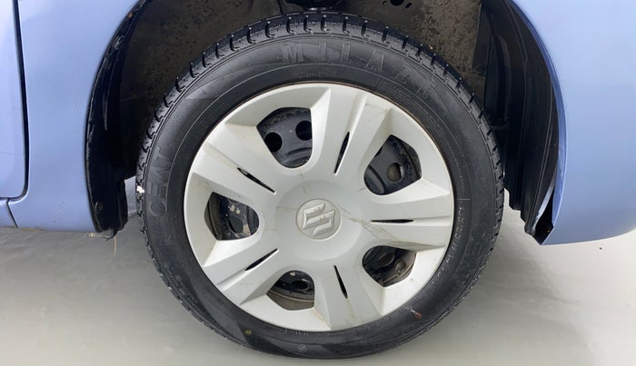 2017 Maruti Wagon R 1.0 VXI, Petrol, Manual, 17,304 km, Right Front Wheel