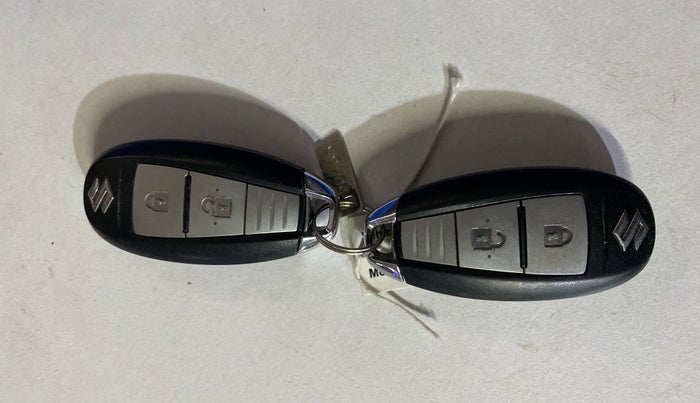 2021 Maruti Vitara Brezza VXI, Petrol, Manual, 73,300 km, Key Close Up