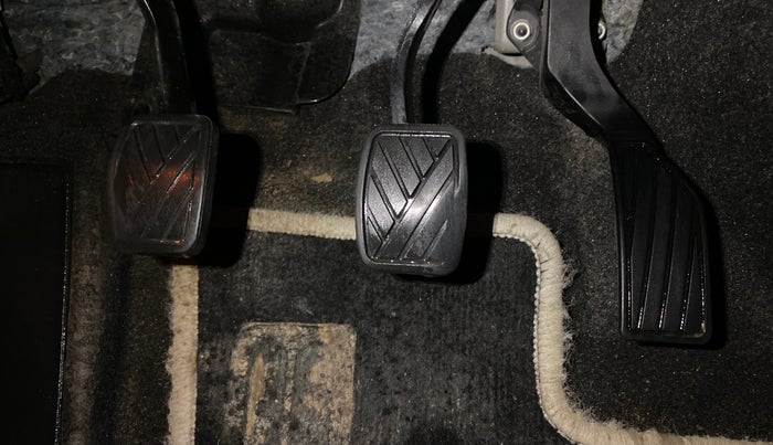 2021 Maruti Vitara Brezza VXI, Petrol, Manual, 73,300 km, Pedals