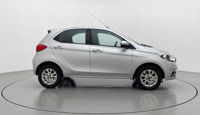 2018 Tata Tiago XZA PETROL, Petrol, Automatic, 1,21,042 km, Right Side View