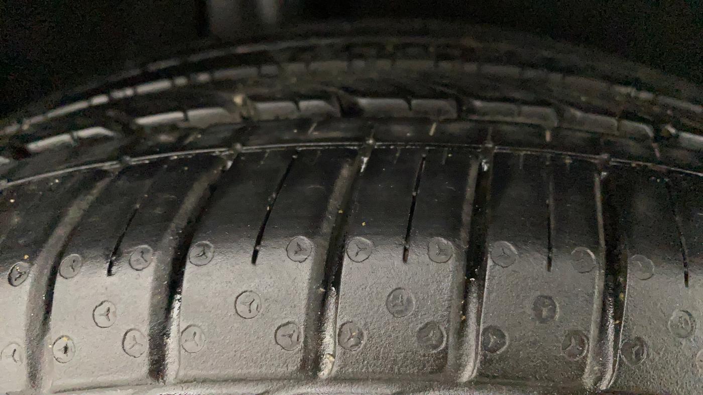 2017 Maruti Baleno ZETA PETROL 1.2, Petrol, Manual, 30,830 km, Right Rear Tyre Tread