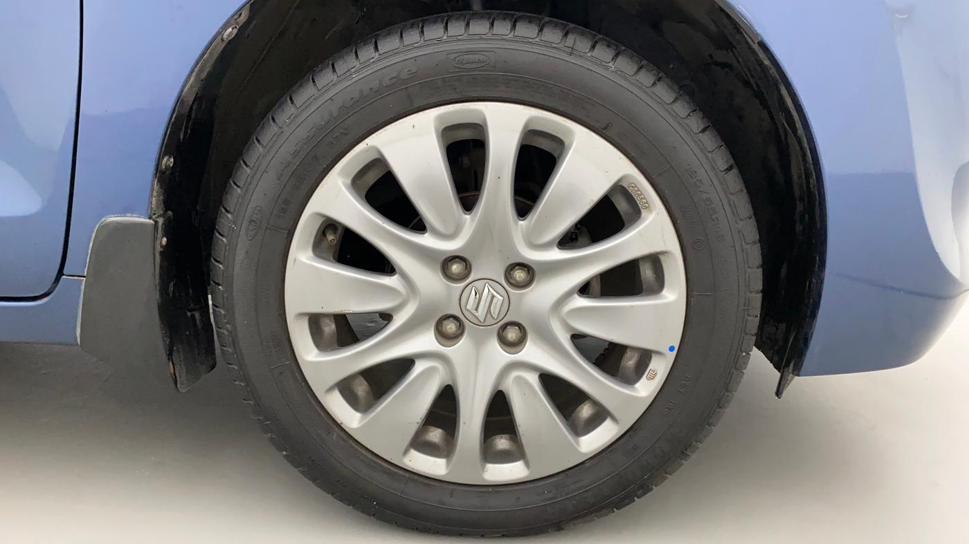 2017 Maruti Baleno ZETA PETROL 1.2, Petrol, Manual, 30,830 km, Right Front Wheel