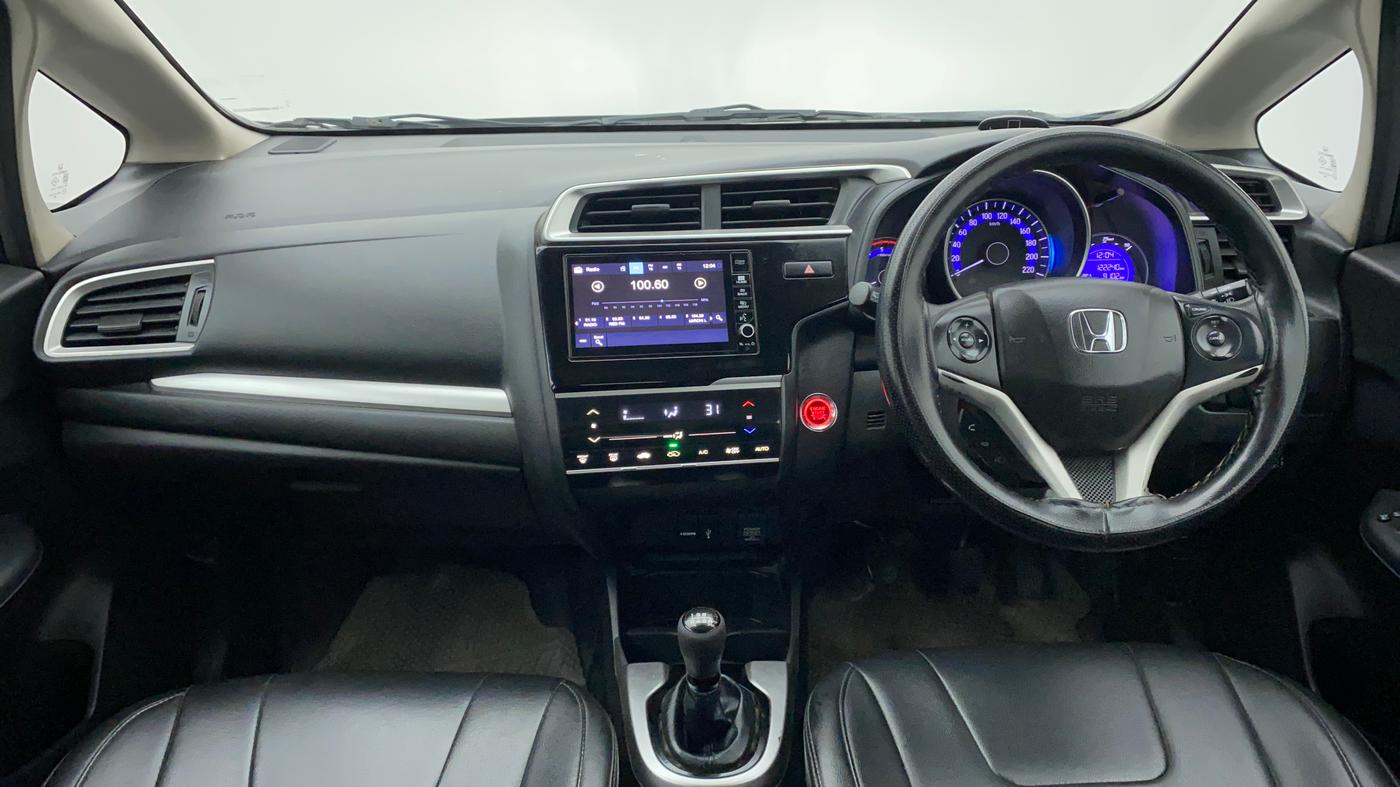 2018 Honda WR-V 1.5L I-DTEC VX MT, Diesel, Manual, 1,22,299 km, Dashboard